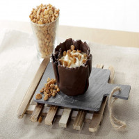 Helado de vainilla y nueces de macadamia